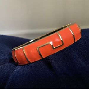 Fornash Hinged Bracelet